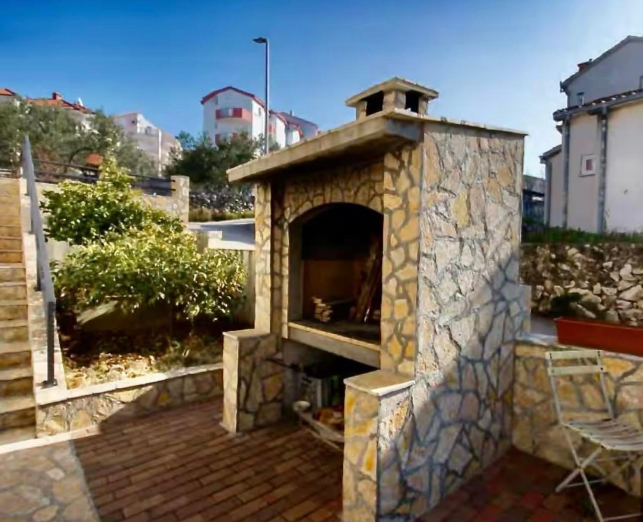 Apartmani Attila Trogir Exteriör bild