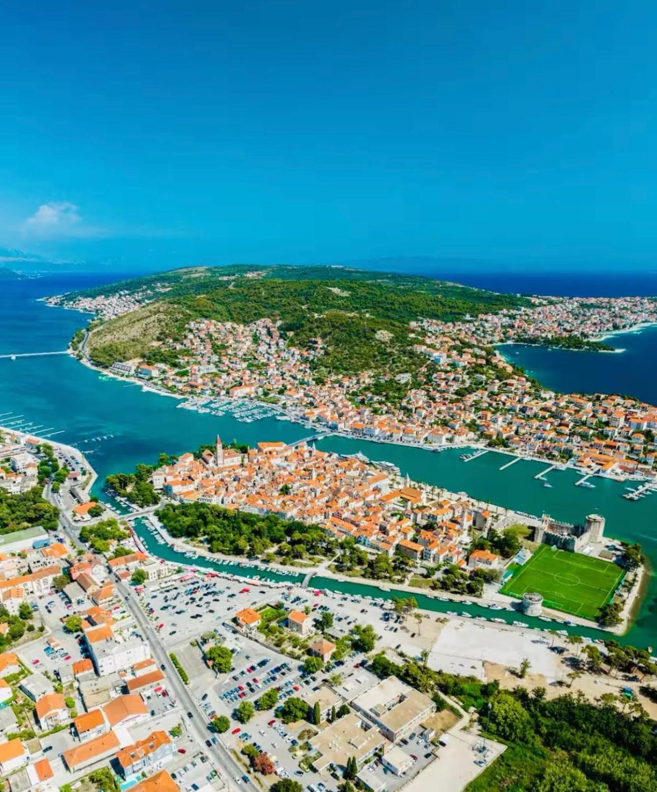 Apartmani Attila Trogir Exteriör bild